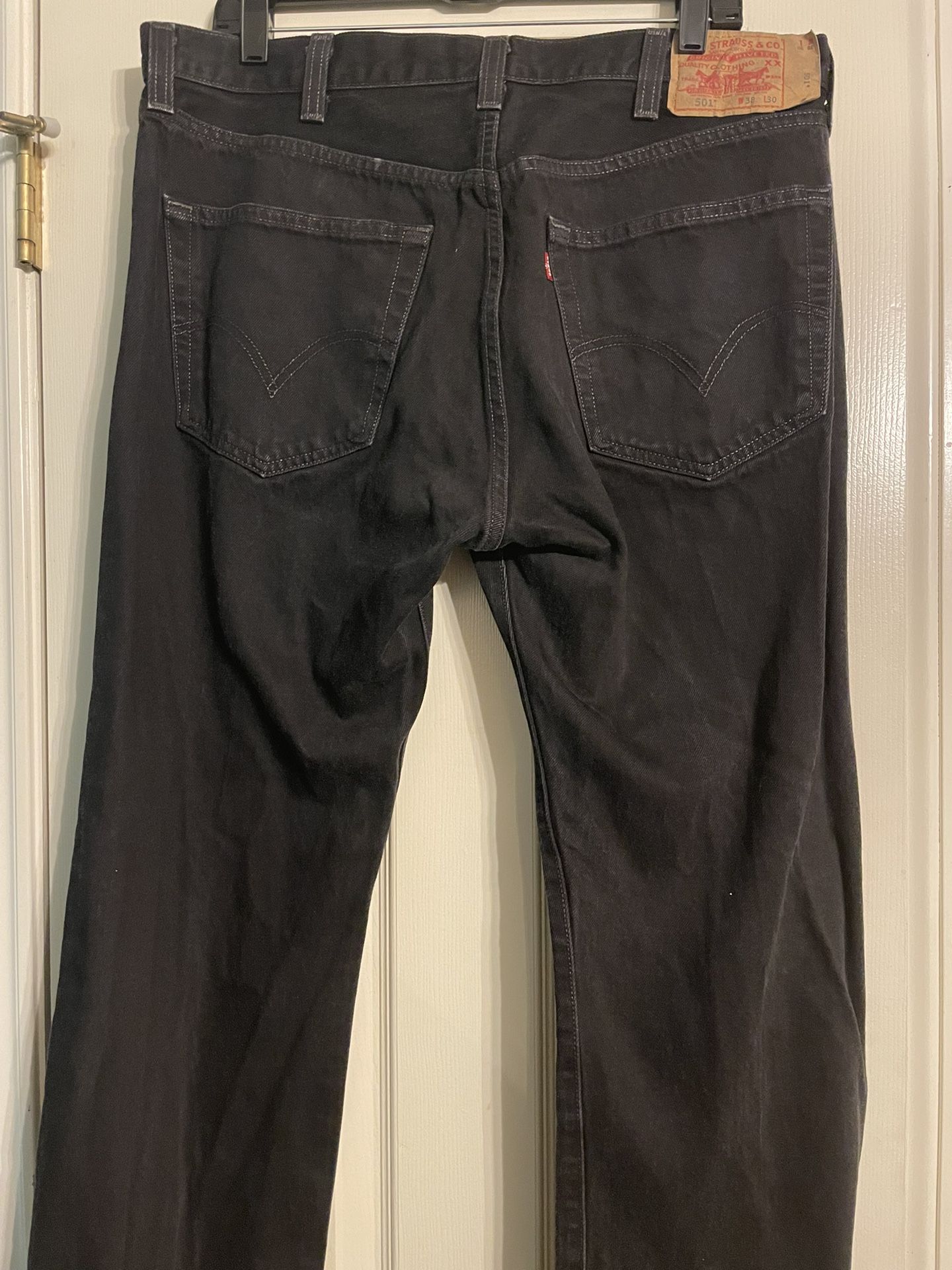$10 For All 5 pair of 38w Jeans & Pants - Calvin Klein, Levis & More