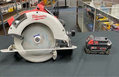 Milwaukee 18v Curcular Saw w/5ah