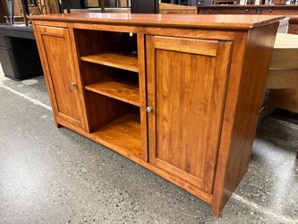 MACO FURNITURE Light Wood Shaker Style Sideboard
