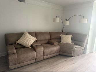 Rooms to Go Loveseat recliner and corner wedge piece