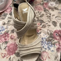 Edge Platform sandal’s Brand New 