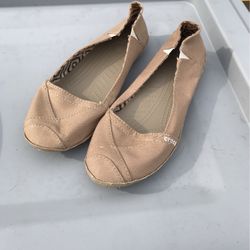 Women’s Canvas Crocs slip-ons