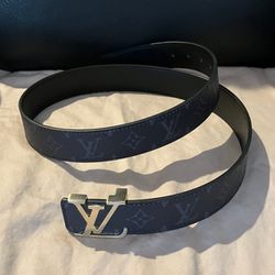 Black Louis Vuitton Initiales Belt 44/110