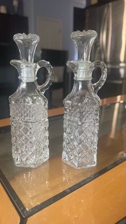 Anchor  HockingVintage  pair of  Wexford oil & vinegar  Cruets