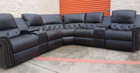 ✨️Nailhead Leather Sectional w Recliners ✨️