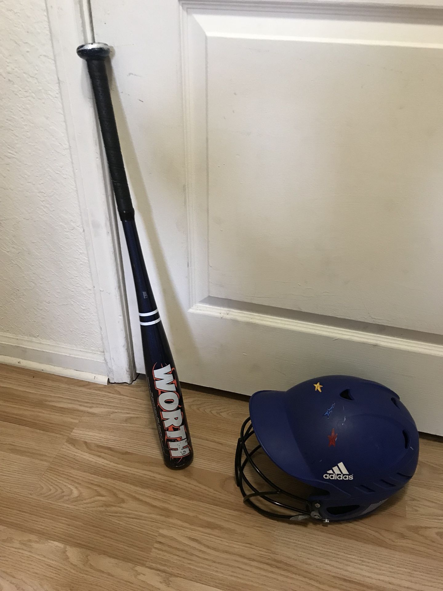 Dick’s Sporting goods baseball bat and helmet