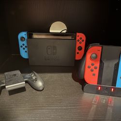 Nintendo Switch V2 Bundle – Great Condition – Extra Joy-Cons & Accessories 🎮