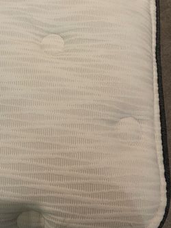 2 Mattress and box spring