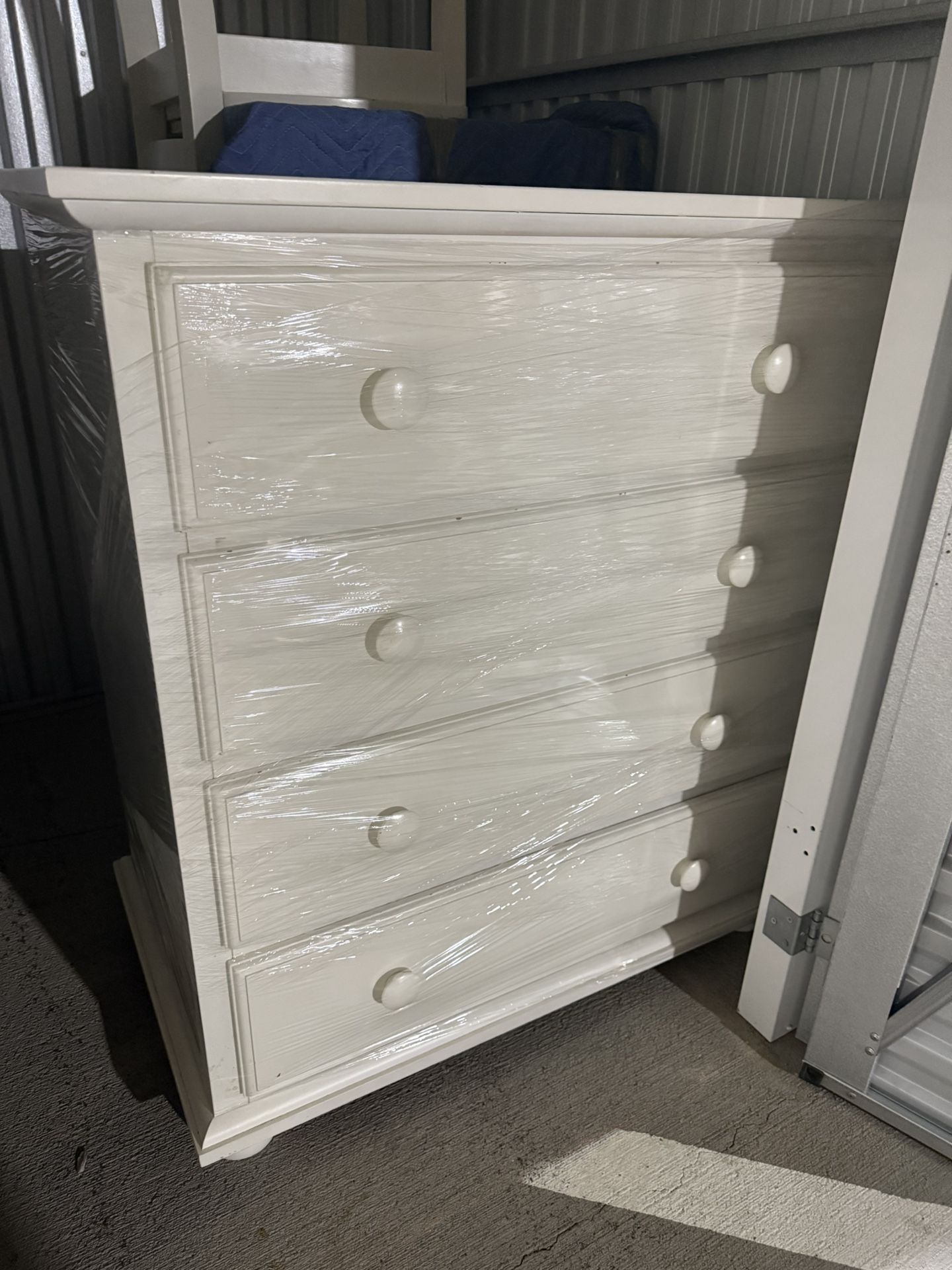 White dresser— solid wood