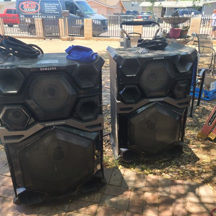 Set De Bocinas Grandes Samsung  
