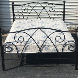 Full Size Bed with Mattress