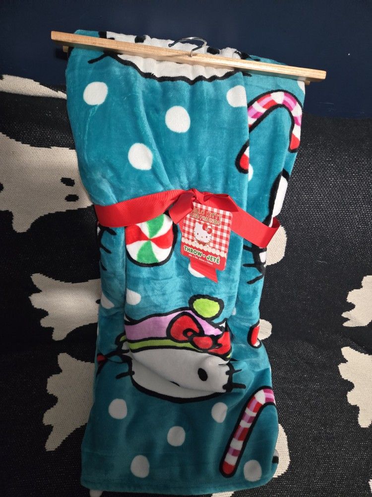 Hello Kitty Blanket