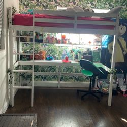 Kids Bedroom Set Like New 