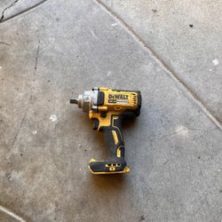 DeWalt 20 V XR 3 1/4 impact