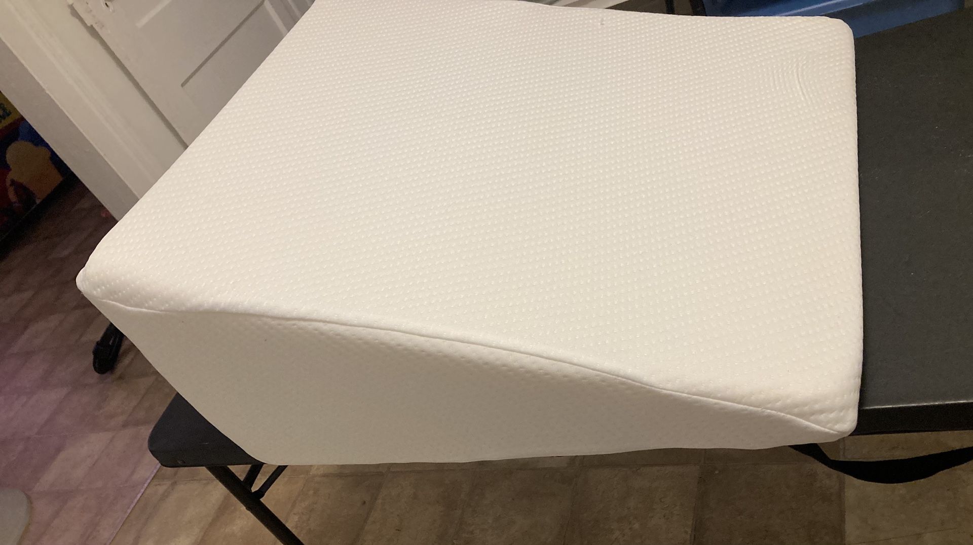 NEW 12" X 27" PILLOW WEDGE $25.00