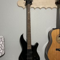 Mitchell Mb200 Bass Guitar