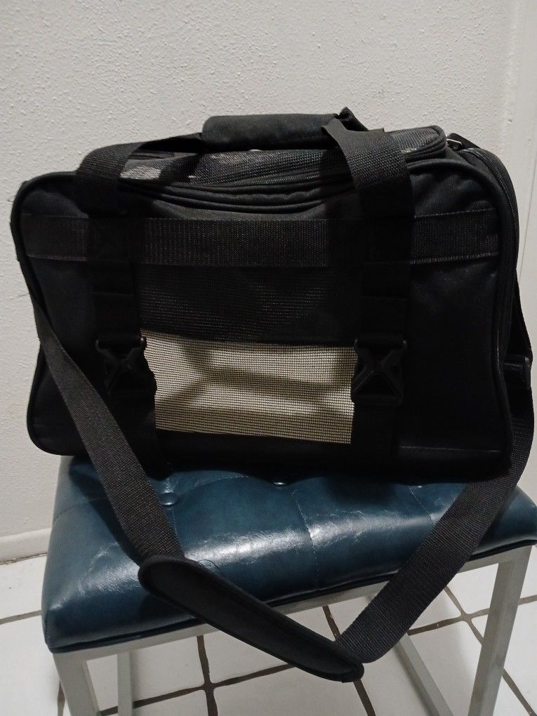 Animal Carrier