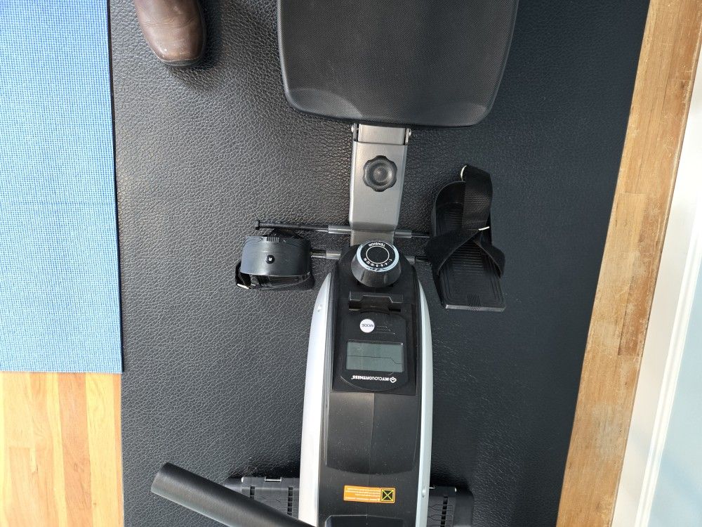 Fitness Reality Rowing Machine