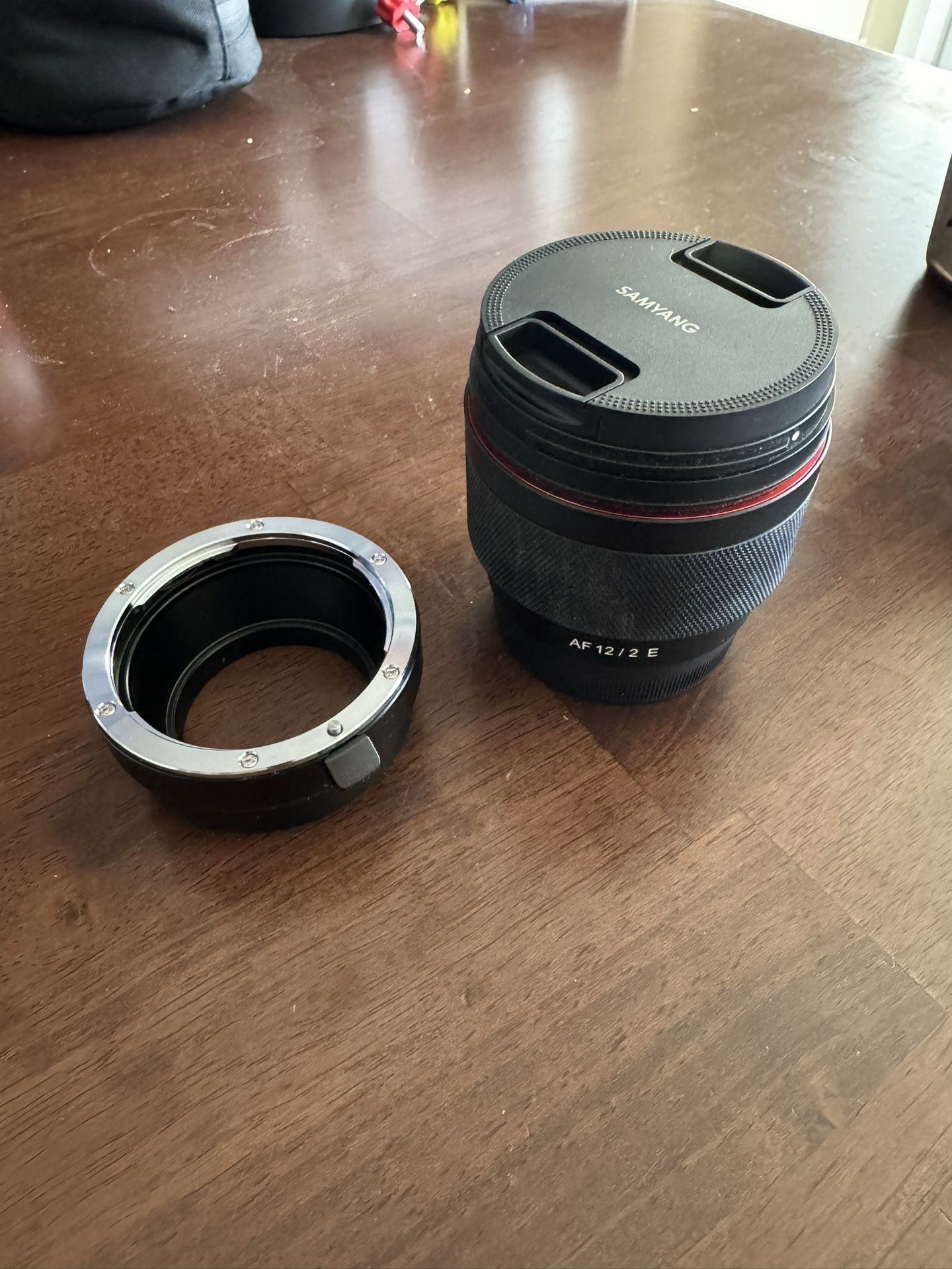 SAMYANG AF 12/2 E & URTH EF E Adapter