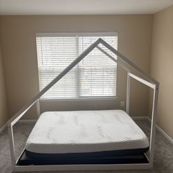Full Size Kid Bed 