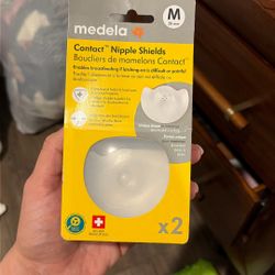 Medela nipple Shields 