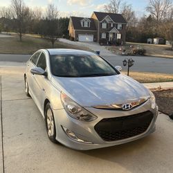 2013 Hyundai Sonata Hybrid 