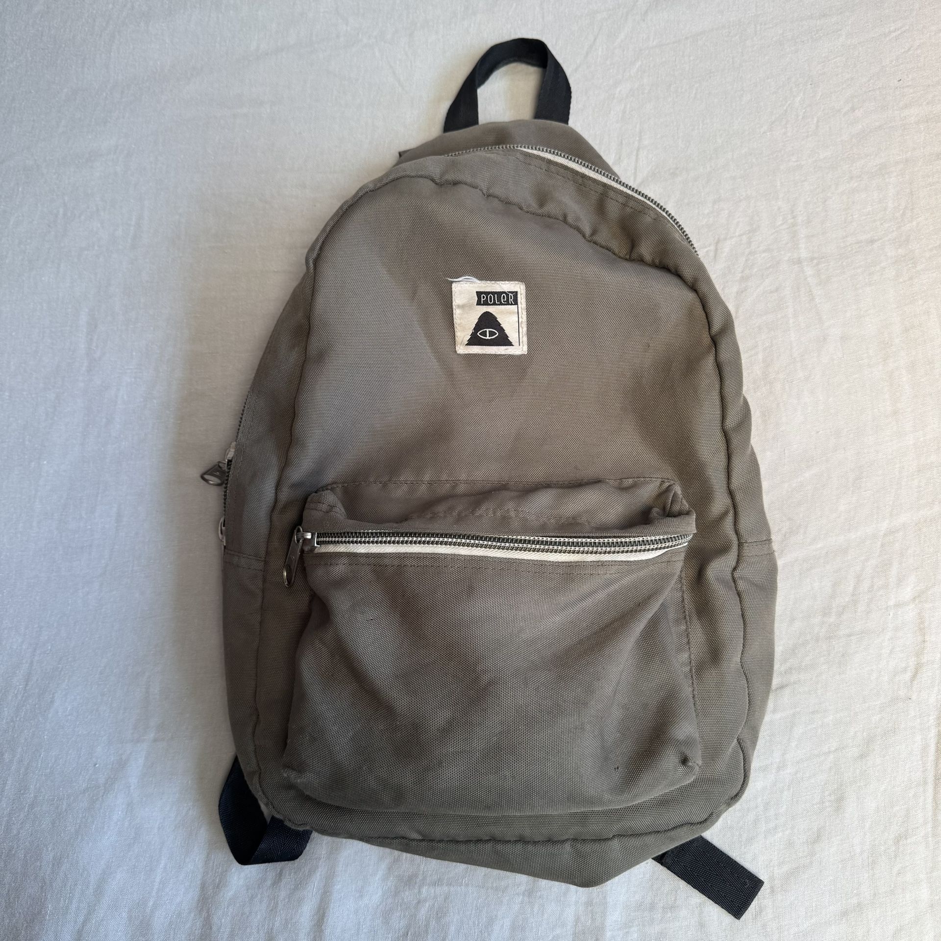 Poler Camp Vibes Backpack Military Green Distressed Stuffs Le (Silver Lake)
