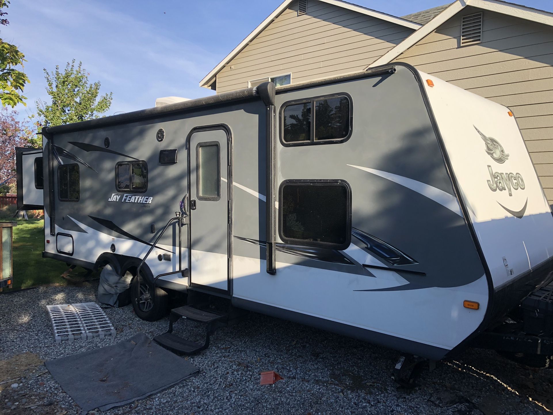 2016 Jayco X254