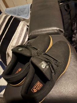 Volcom Workwear Black Skate Shoes Gum Sole