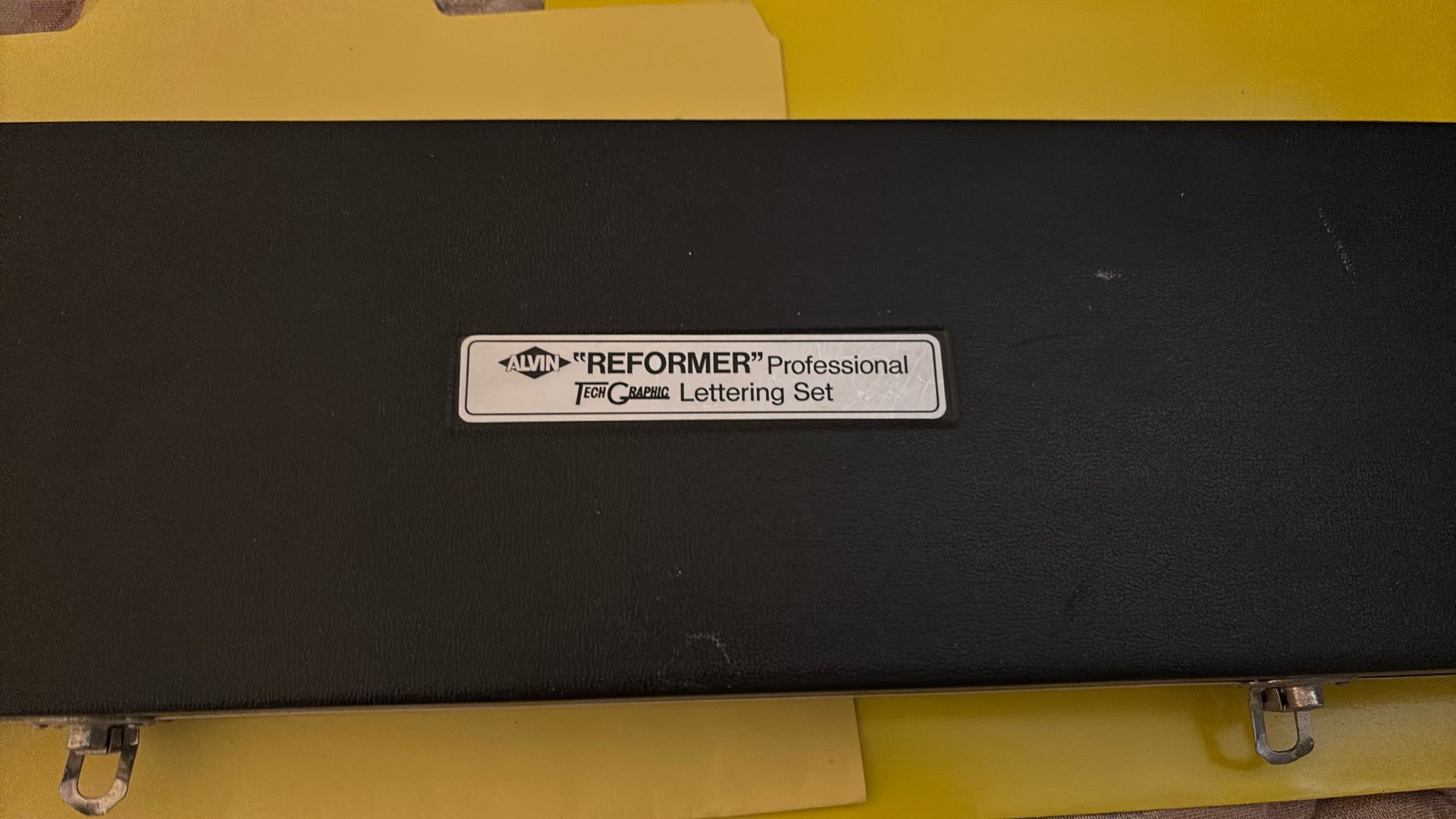 Alvin Professional Tech Graphic Lettering Set