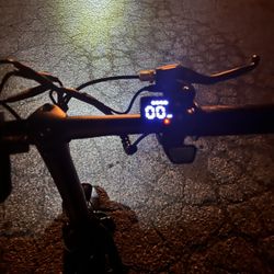 Charged Up E SCOOTER 