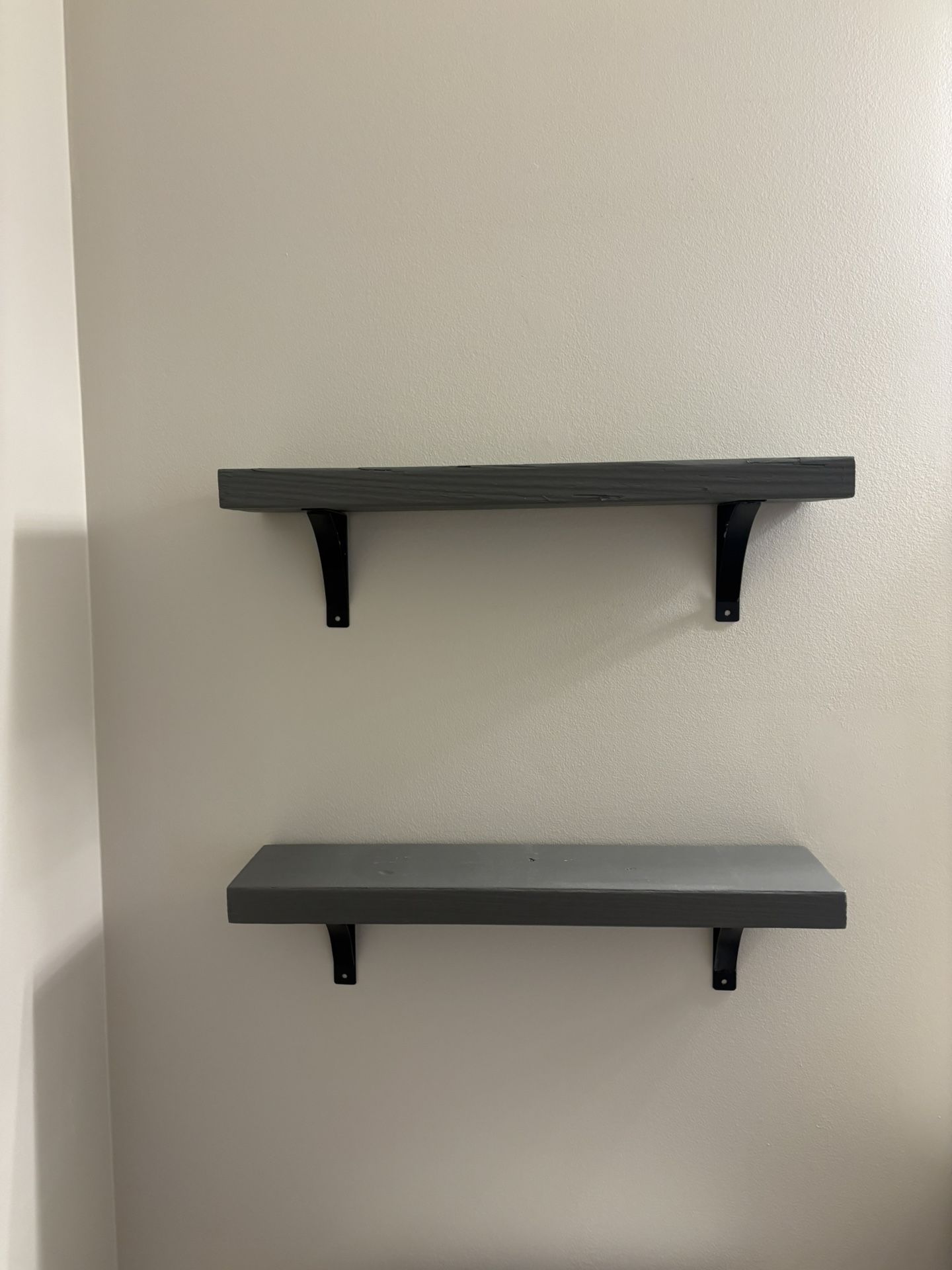 Set Of 2 Wall Shelves