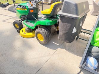 John Deere D110