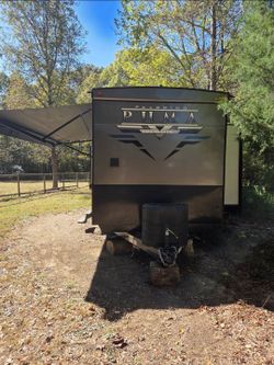 2021 Palomino Puma Travel Trailer 