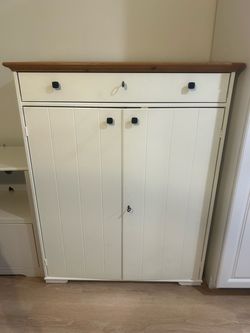 Ethan Allen cabinet