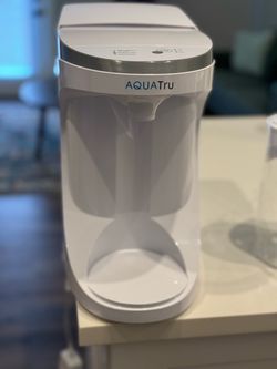 Acqua Tru Carafe with Alkaline Mineral Boost VOC Filter