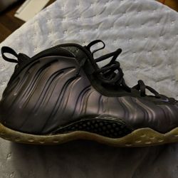 Men’s Nike size 10.5 Eggplant Foamposites