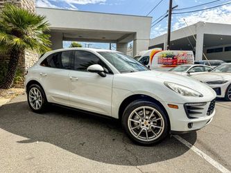 2015 Porsche Macan