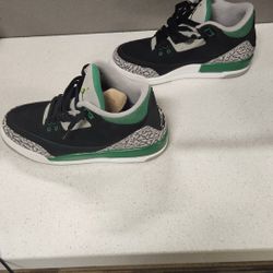 Jordan 3 Black & Green 5.5y