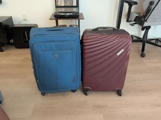2 travel medium suitcases