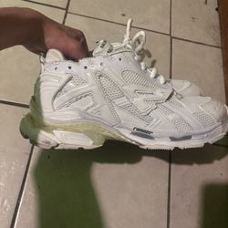 Balenciaga  Runner Sneaker All White 