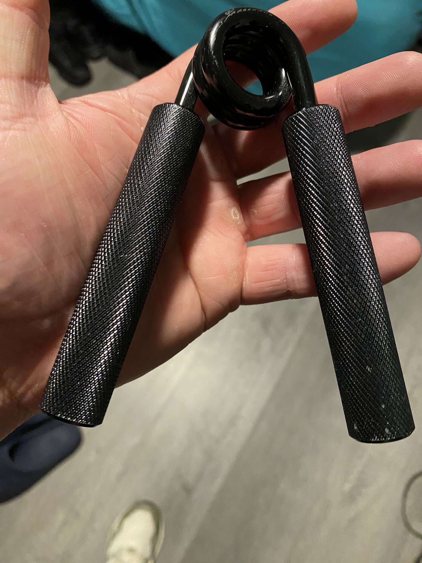 Steel Hand Grip