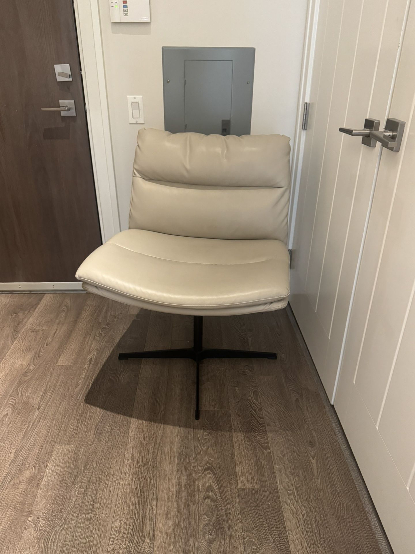 Criss Cross Desk Chair 