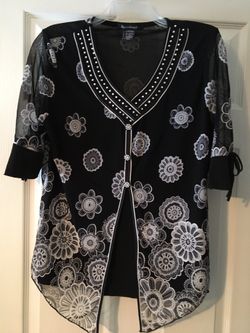 Women’s mesh overlay top. Black and white. Never worn. Size L