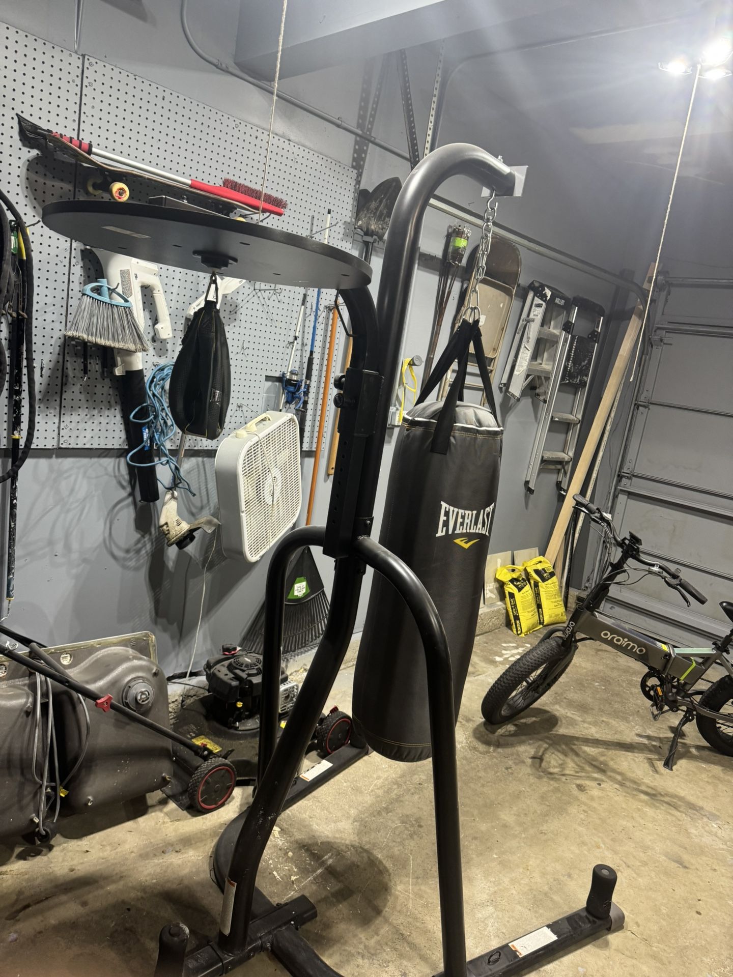 Brand Span ken New EVERLAST 2 IN ONE BOXING BAG