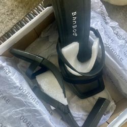 New Pair Of Women’s High Hills Size 9 