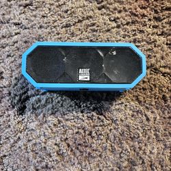 Water proof Bluetooth speaker