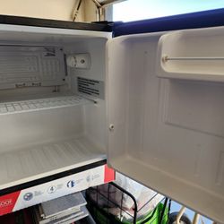 Mini Fridge For Rigs
