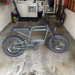 Ride1Up Revv1 e-bike