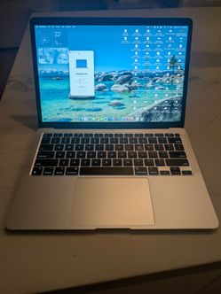 Macbook Air M1 8Gb 256GB Storage - Silver
